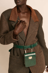 ALLIGATOR BELT BAG IN GREEN