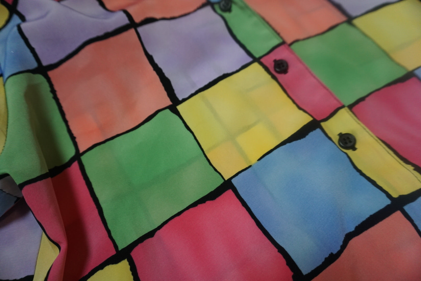 MULTI GRID SHORT SLEEVE BLOUSE