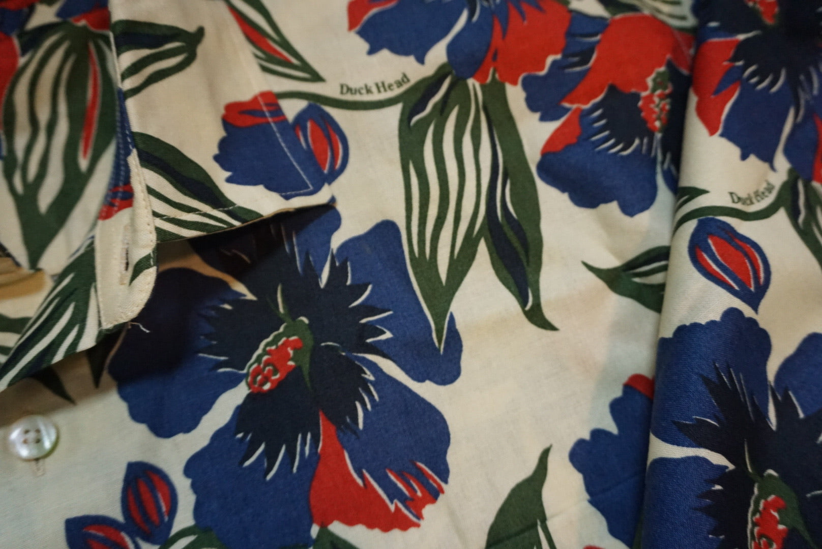 DUCKHEAD HAWAIIAN FLORAL TOP